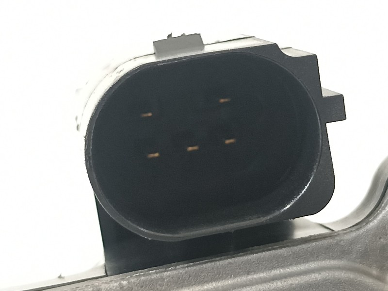 Recambio de valvula egr para audi a3 (8v) ambiente referencia OEM IAM 04L131501N  