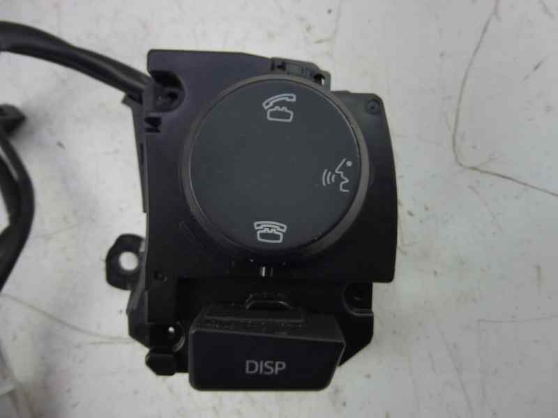 Recambio de mando volante para toyota auris hybrid advance referencia OEM IAM   