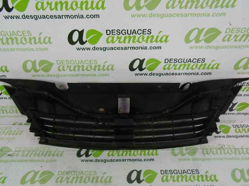 Recambio de rejilla delantera para renault laguna ii (bg0) authentique referencia OEM IAM 8200012581  