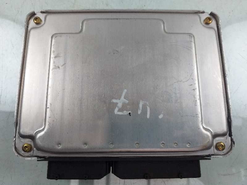 Recambio de centralita motor uce para volkswagen passat berlina (3b3) edition referencia OEM IAM 038906019GS 0281010940 