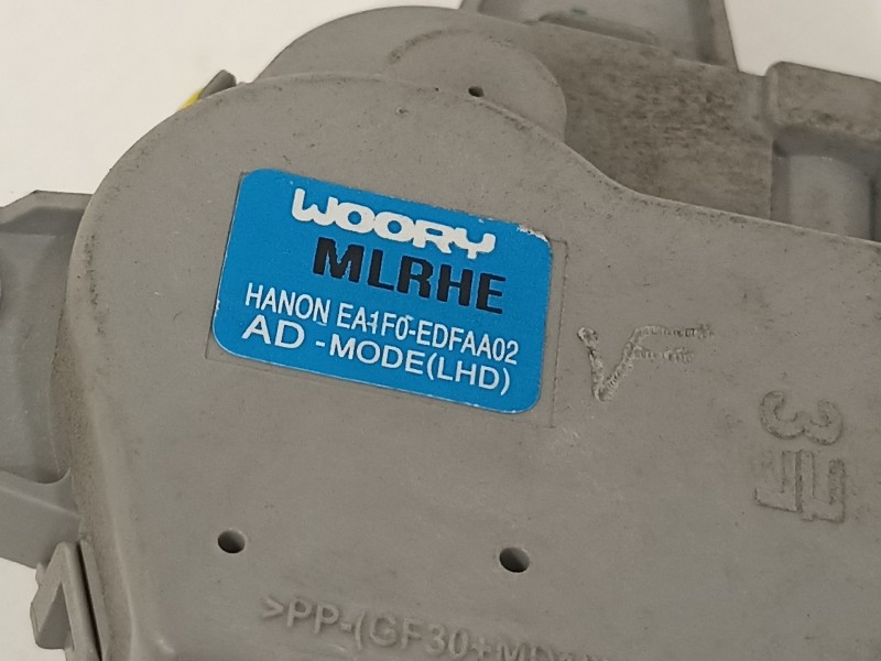 Recambio de motor apertura trampillas climatizador para hyundai i30 (pd) essence referencia OEM IAM EA1F0EDFAA02  