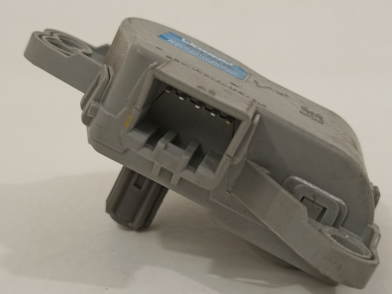 Recambio de motor apertura trampillas climatizador para hyundai i30 (pd) essence referencia OEM IAM EA1F0EDFAA02  