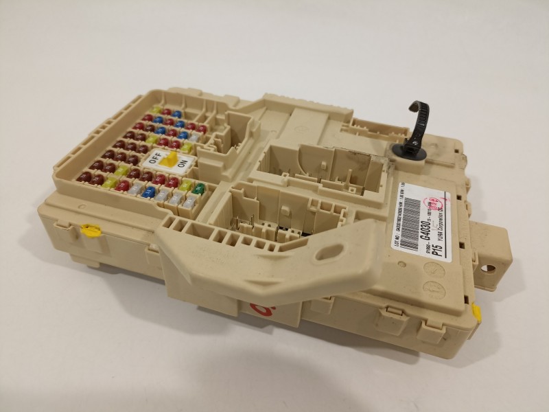 Recambio de caja reles / fusibles para hyundai i30 (pd) essence referencia OEM IAM 91950G4030  