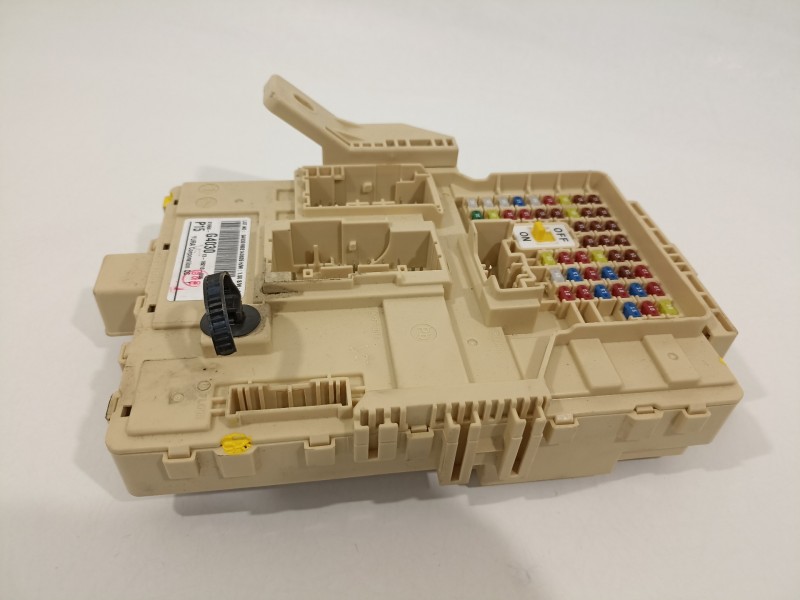 Recambio de caja reles / fusibles para hyundai i30 (pd) essence referencia OEM IAM 91950G4030  