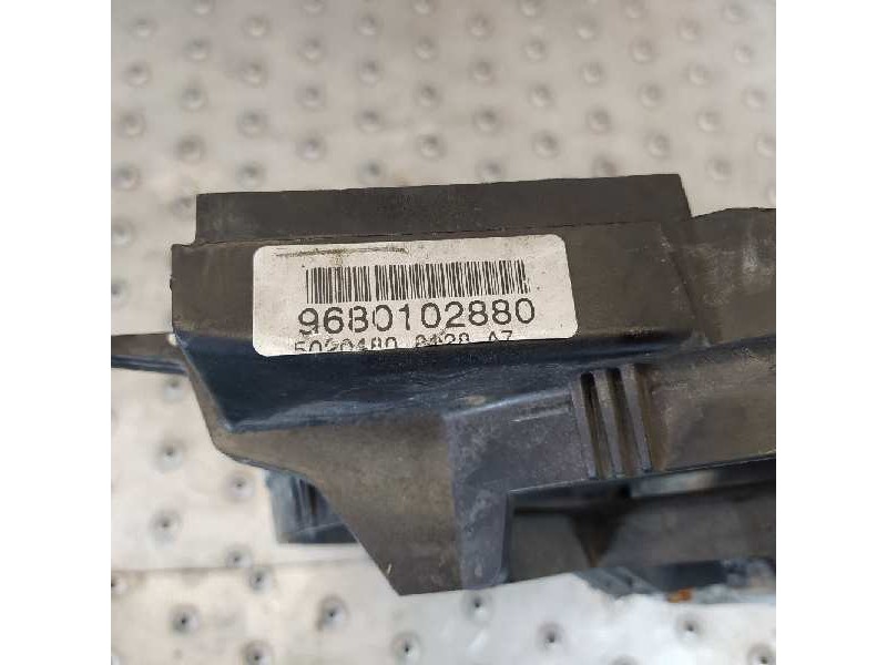 Recambio de electroventilador para peugeot 207 xs pack referencia OEM IAM 9680102880  