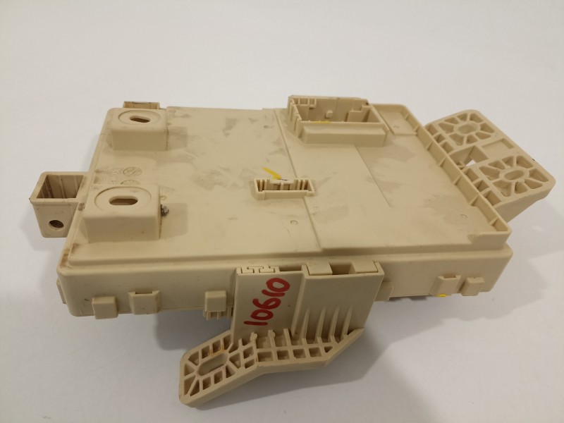 Recambio de caja reles / fusibles para hyundai i30 (pd) essence referencia OEM IAM 91950G4030  