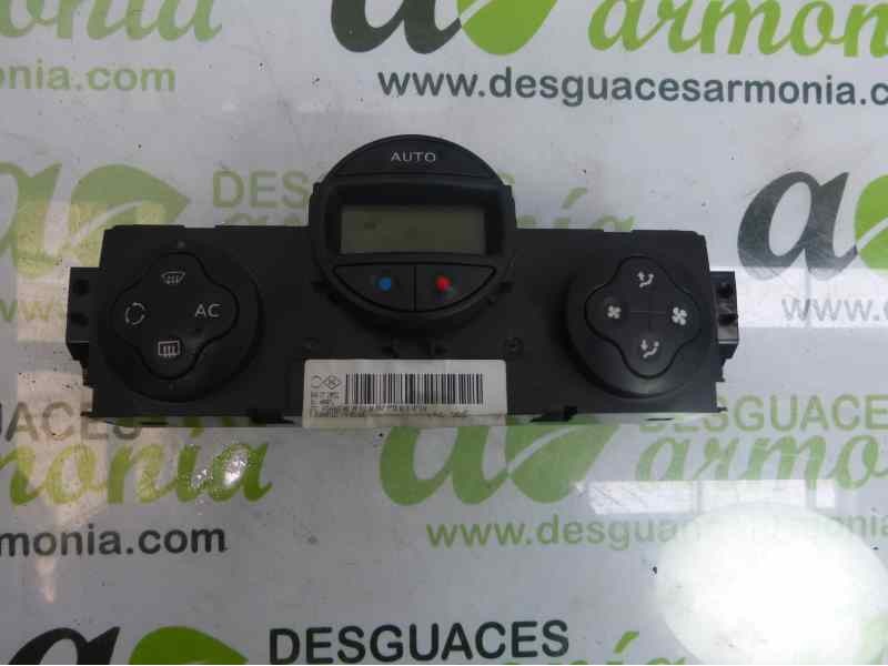 Recambio de mando climatizador para renault megane ii classic berlina confort expression referencia OEM IAM 8200407123  