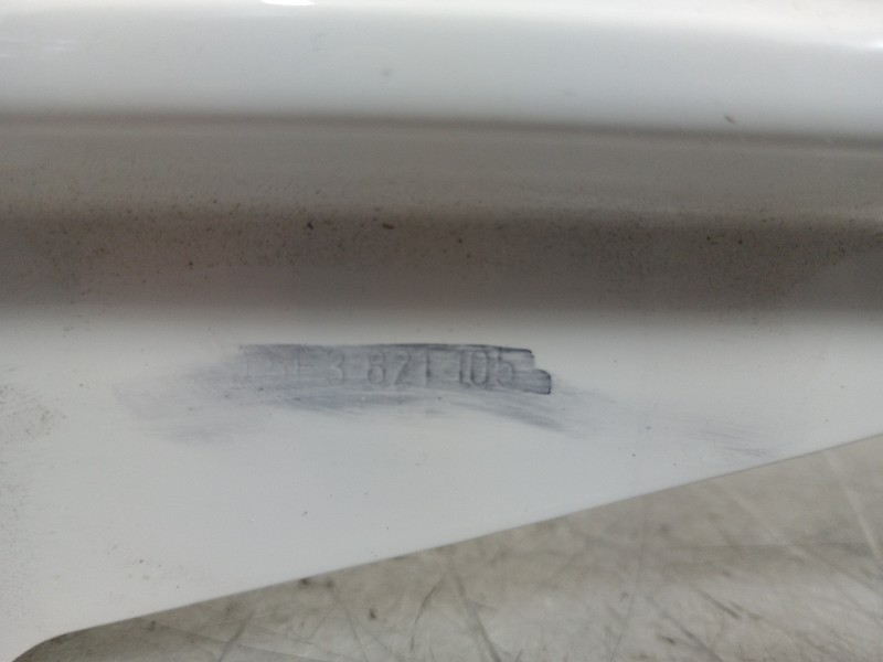 Recambio de aleta delantera izquierda para skoda octavia combi (5e5) ambition referencia OEM IAM 5E3821105  