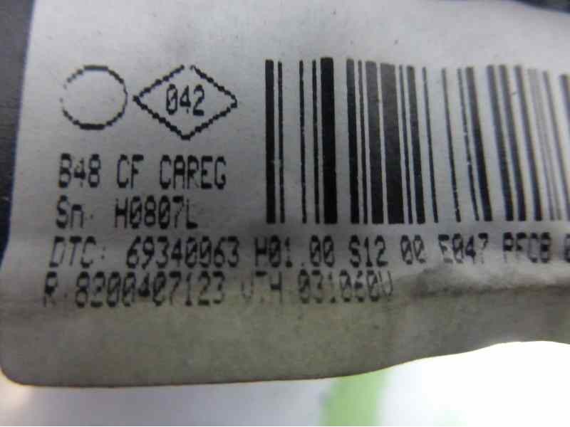 Recambio de mando climatizador para renault megane ii classic berlina confort expression referencia OEM IAM 8200407123  