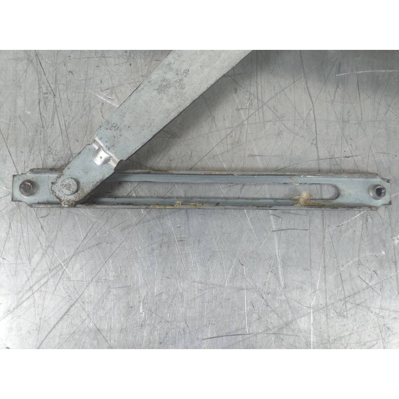 Recambio de elevalunas delantero derecho para ford ranger (es) xl doble cabina 4x4 referencia OEM IAM UR875858XR AE2621004240 