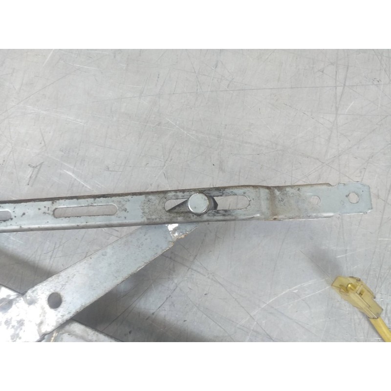 Recambio de elevalunas delantero derecho para ford ranger (es) xl doble cabina 4x4 referencia OEM IAM UR875858XR AE2621004240 