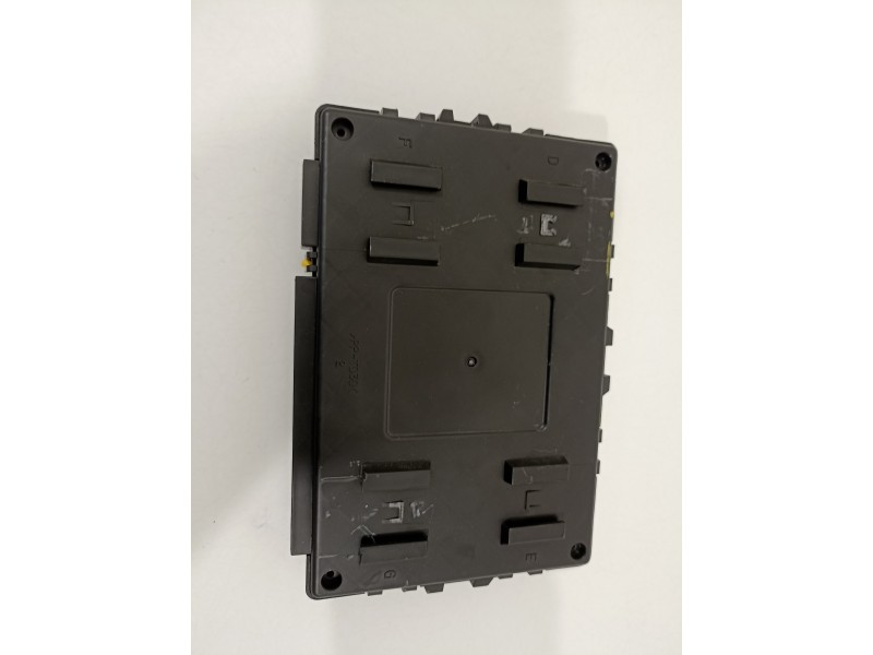 Recambio de modulo electronico para hyundai i30 (pd) essence referencia OEM IAM 95400G4460  