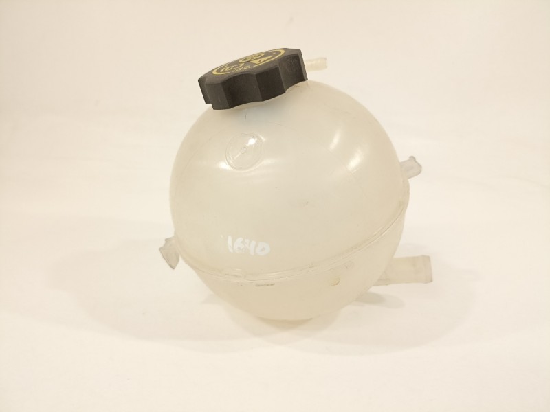 Recambio de deposito expansion para opel insignia grand sport business referencia OEM IAM 23386455  