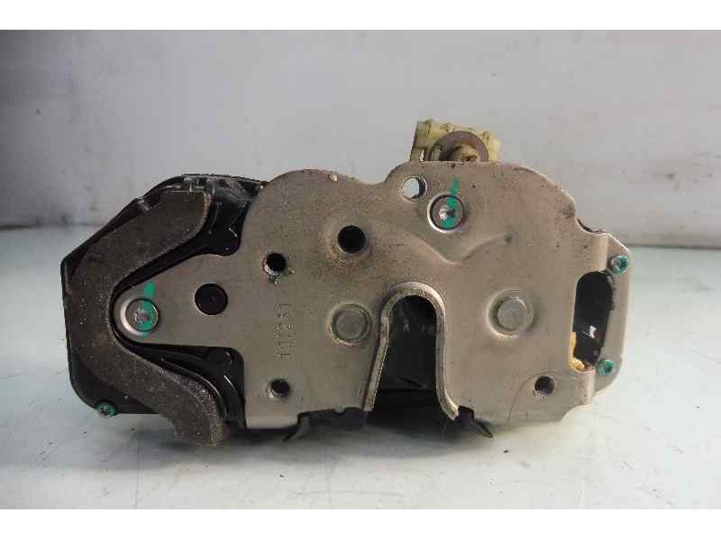 Recambio de cerradura puerta delantera derecha para chevrolet orlando ltz referencia OEM IAM 13503802  