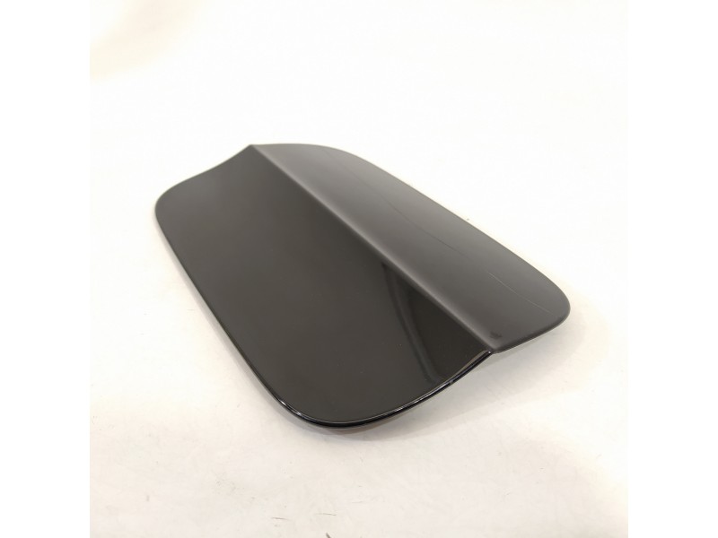 Recambio de tapa exterior combustible para audi a3 (8v) ambiente referencia OEM IAM 8V3809907A  