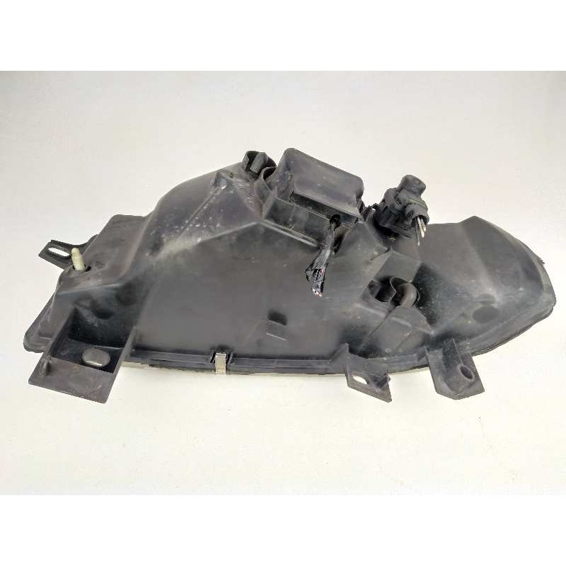 Recambio de faro derecho para renault master desde ´98 base, caja cerrada l1h1 rs 3078 referencia OEM IAM   