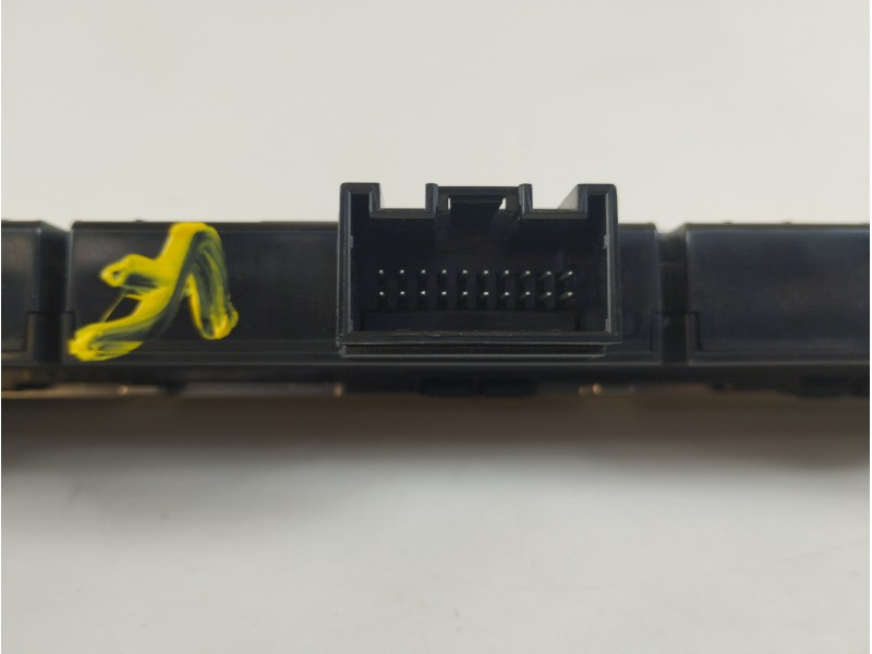 Recambio de mando multifuncion para audi a3 (8v) ambiente referencia OEM IAM 8V0925301D  