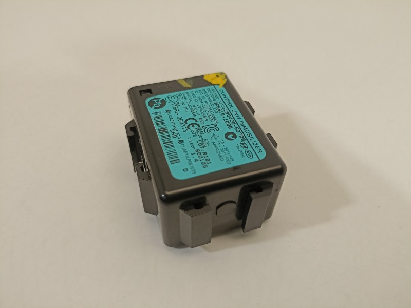 Recambio de centralita inmovilizador para hyundai i30 (pd) essence referencia OEM IAM 95420G2700  