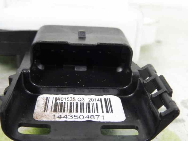 Recambio de cerradura puerta delantera derecha para citroën berlingo station wagon attraction referencia OEM IAM 9135EA 828405 