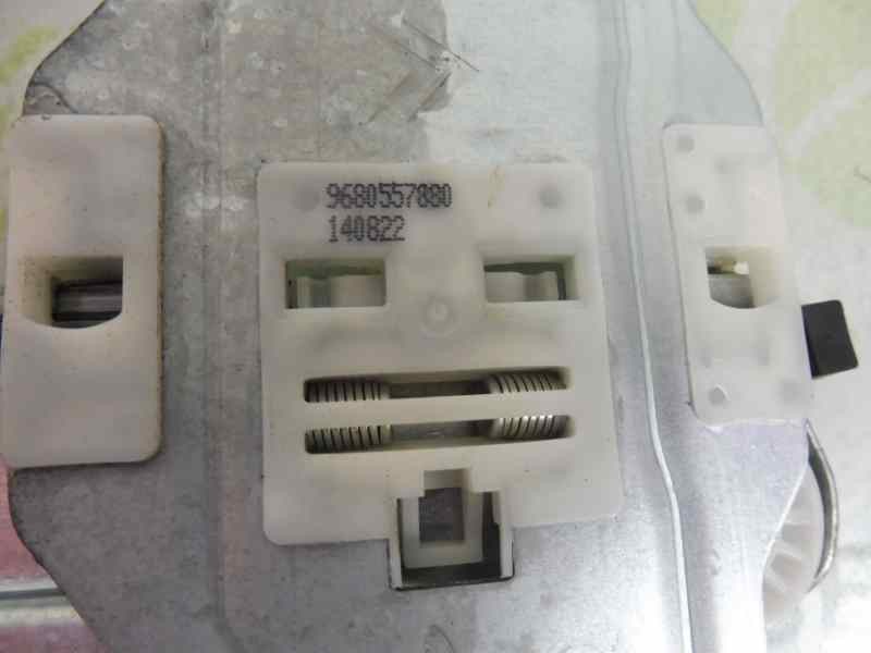 Recambio de elevalunas delantero derecho para citroën berlingo station wagon attraction referencia OEM IAM 9680557880 402104 