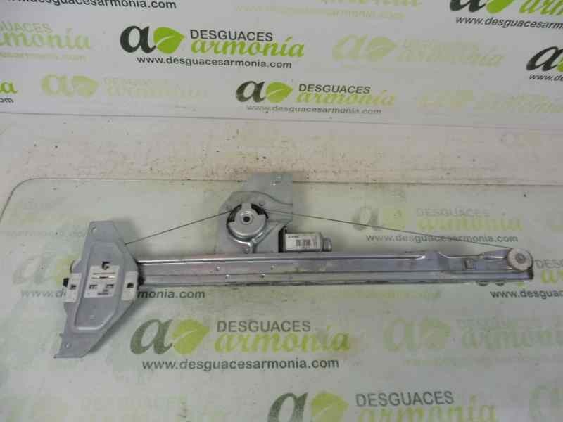 Recambio de elevalunas delantero derecho para citroën berlingo station wagon attraction referencia OEM IAM 9680557880 402104 