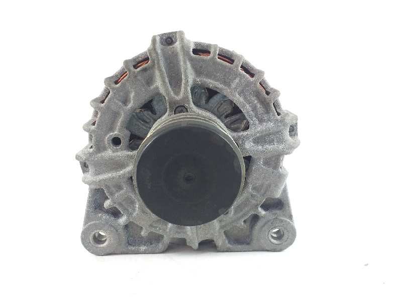 Recambio de alternador para renault megane iv sport tourer k9a3 referencia OEM IAM 231004EA0AF  