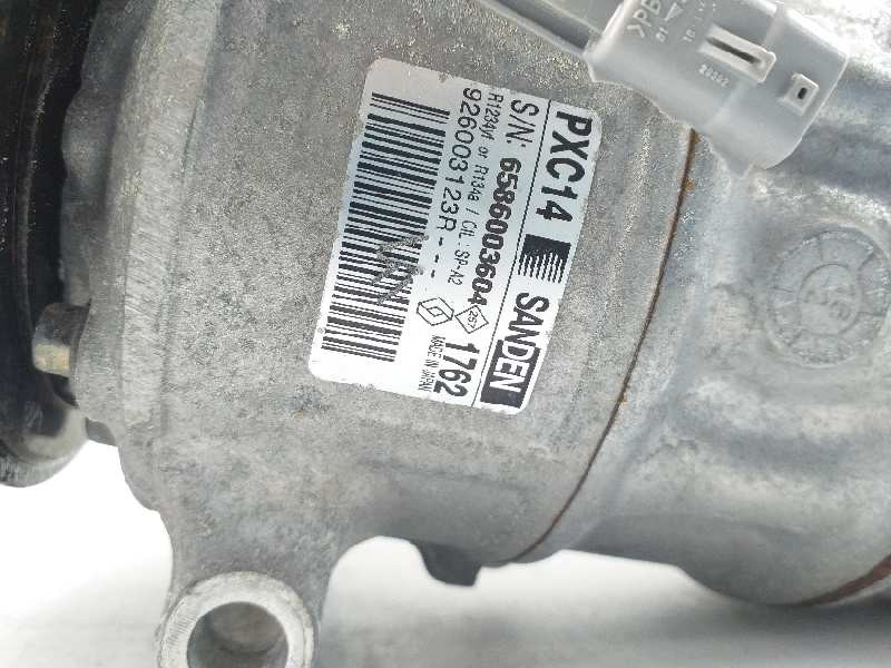 Recambio de compresor aire acondicionado para renault megane iv sport tourer k9a3 referencia OEM IAM 926003123R  