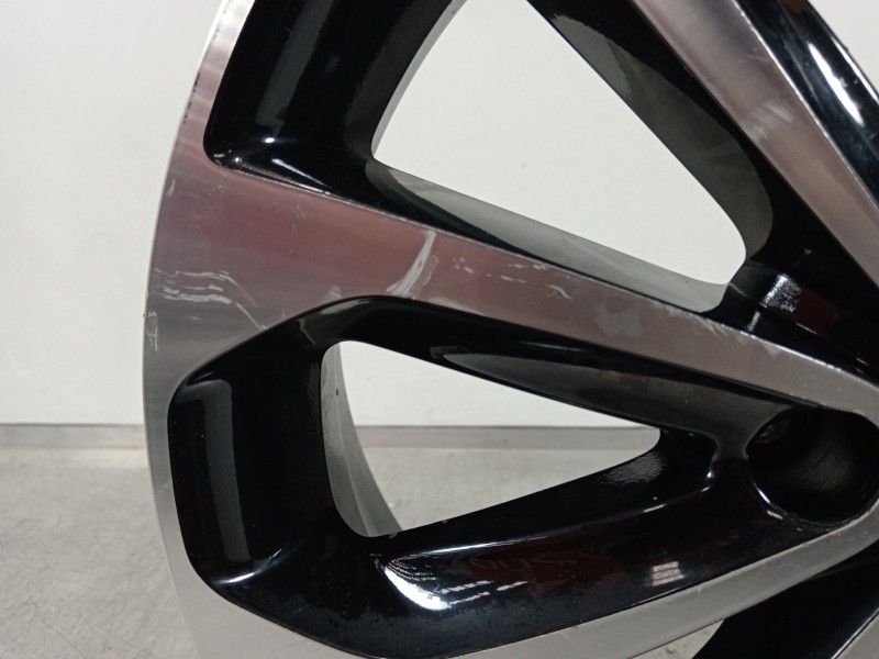 Recambio de llanta para nissan qashqai (j10) acenta referencia OEM IAM JD18AMB73  