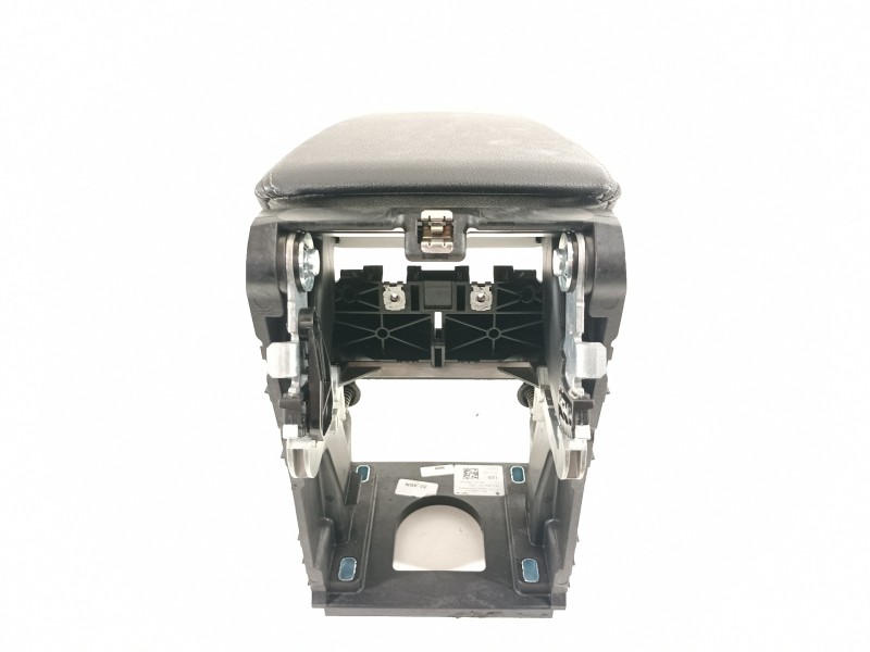 Recambio de apoyabrazos central para skoda octavia combi (5e5) ambition referencia OEM IAM 5E3864207VRZ  