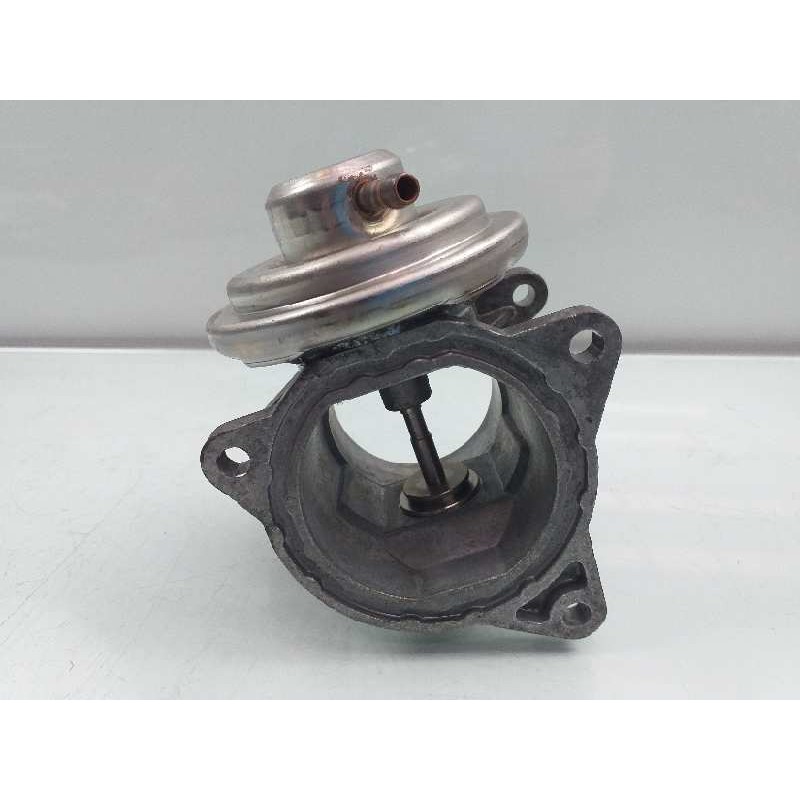 Recambio de valvula egr para seat ibiza (6l1) f.r. referencia OEM IAM 038131501AN 038129637D 