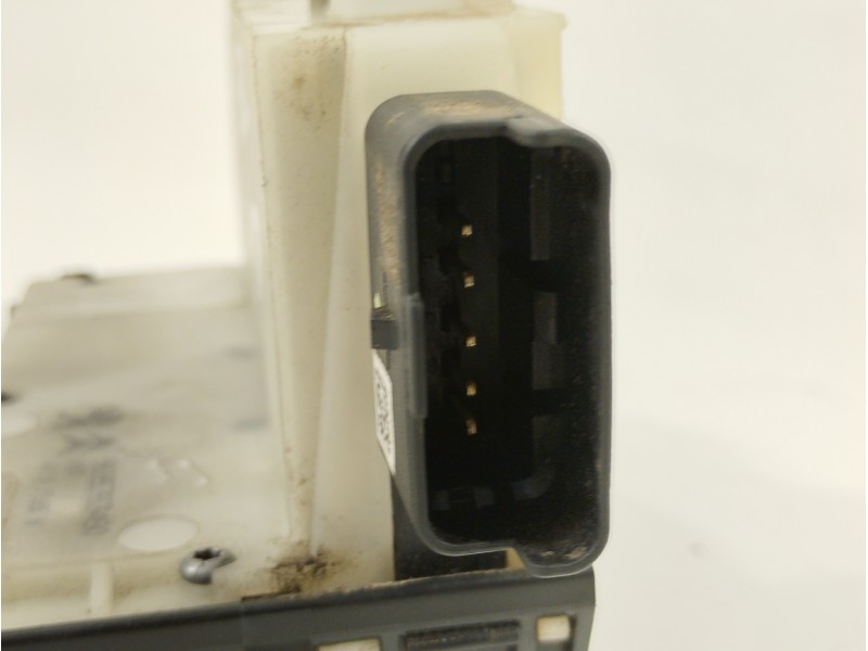 Recambio de cerradura puerta trasera derecha para citroën ds4 desire referencia OEM IAM 9685353480  