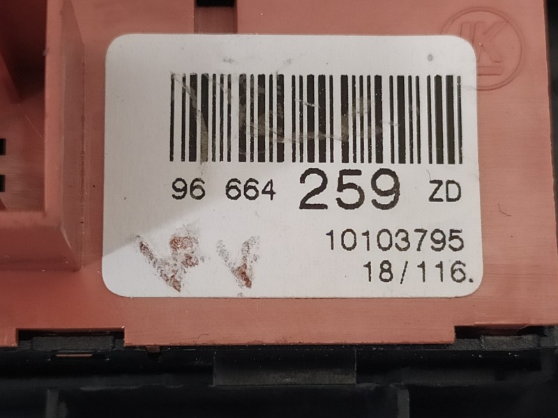 Recambio de mando multifuncion para citroën ds4 desire referencia OEM IAM 96664259ZD  