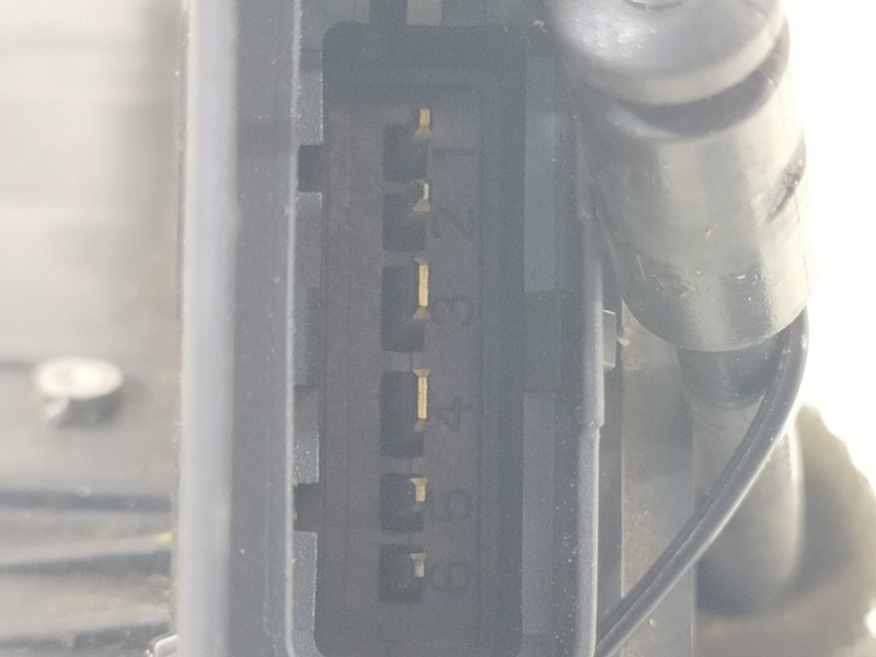 Recambio de cerradura puerta trasera derecha para renault fluence referencia OEM IAM 825020019R 40747173 