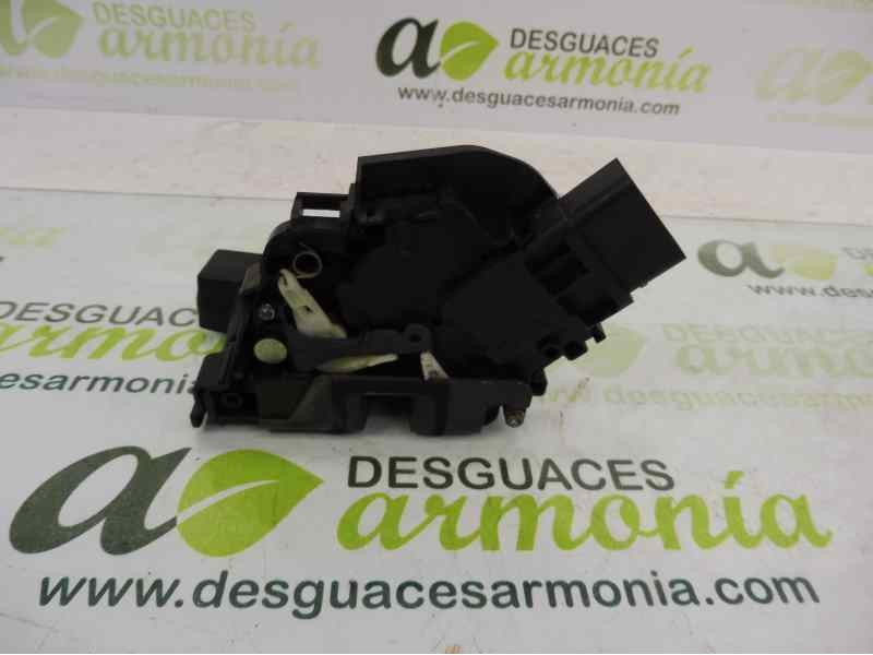 Recambio de cerradura puerta delantera izquierda para ford focus lim. (cb4) titanium referencia OEM IAM 3M5AR21813ET  