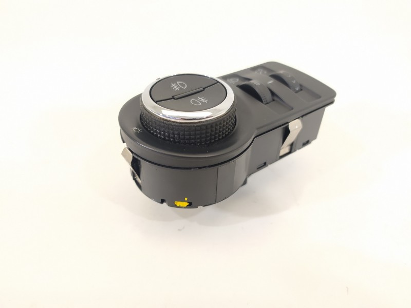 Recambio de mando luces para opel astra j lim. selective referencia OEM IAM 13268703  