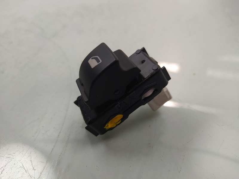 Recambio de mando elevalunas delantero derecho para peugeot 2008 (--.2013) allure referencia OEM IAM 96751115ZD  