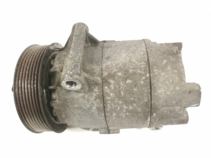 Recambio de compresor aire acondicionado para renault scenic ii grand emotion plus referencia OEM IAM 8200940233  