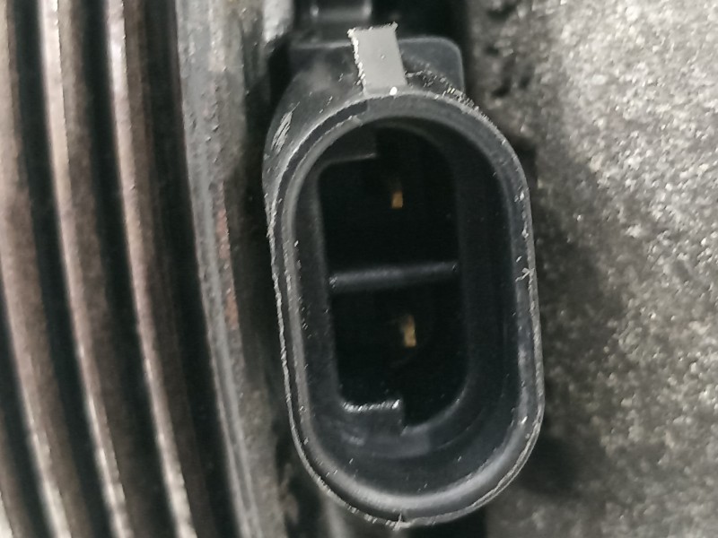 Recambio de compresor aire acondicionado para renault scenic ii grand emotion plus referencia OEM IAM 8200940233  