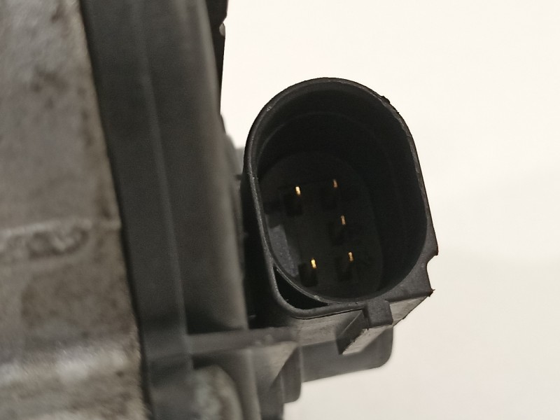 Recambio de valvula egr para renault scenic ii grand emotion plus referencia OEM IAM 8200796571A H8200194323 A2C53182341