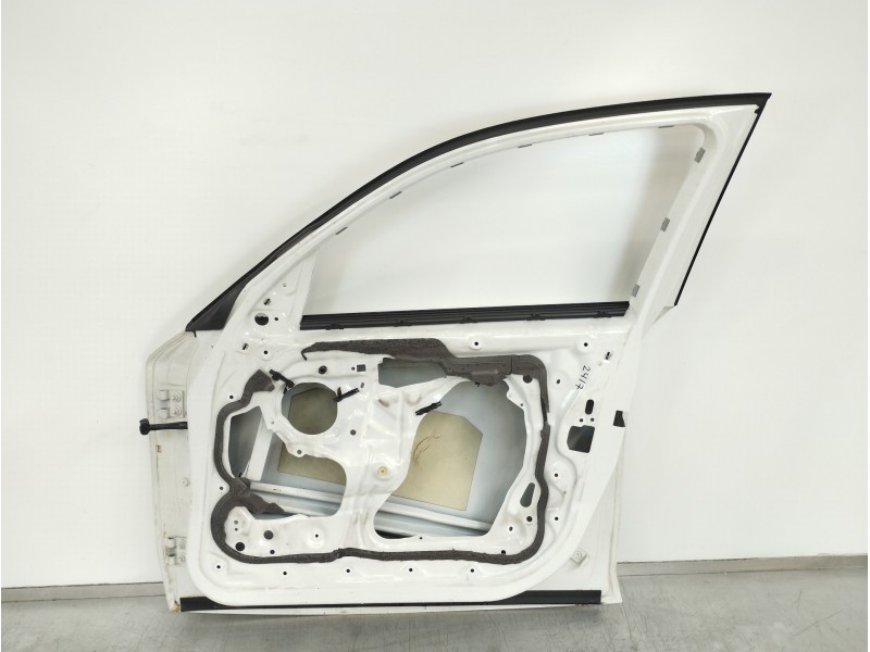 Recambio de puerta delantera derecha para bmw serie 1 berlina (e81/e87) 116d referencia OEM IAM 41517191012  