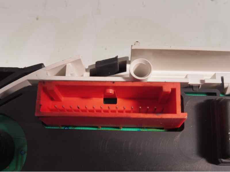 Recambio de cuadro instrumentos para renault laguna ii (bg0) referencia OEM IAM 8200291334  