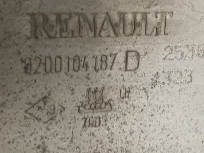 Recambio de refuerzo paragolpes delantero para renault modus confort dynamique referencia OEM IAM 9200104181E 8200124595 8200104