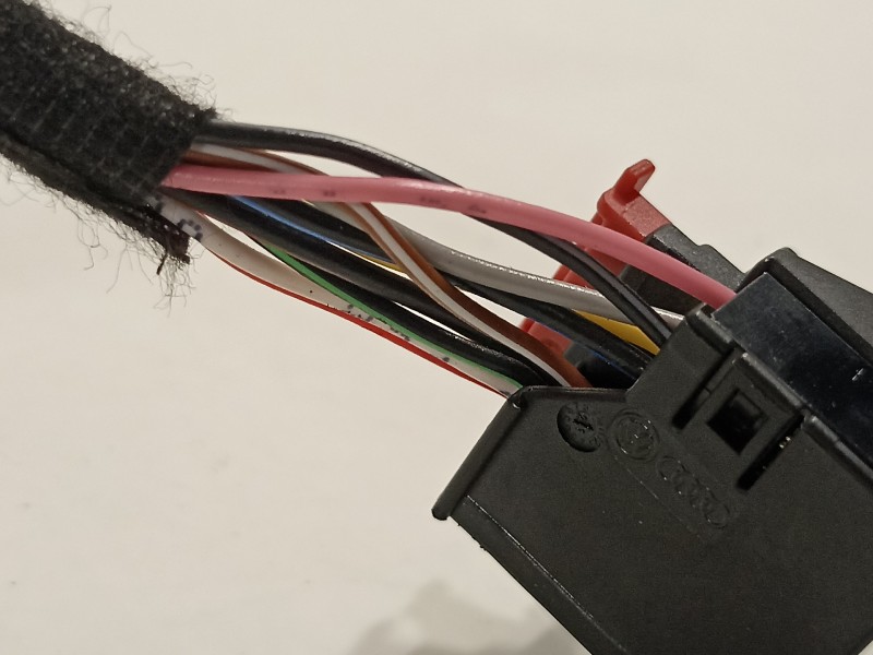 Recambio de retrovisor izquierdo para skoda octavia combi (5e5) ambition referencia OEM IAM 5E3857537  