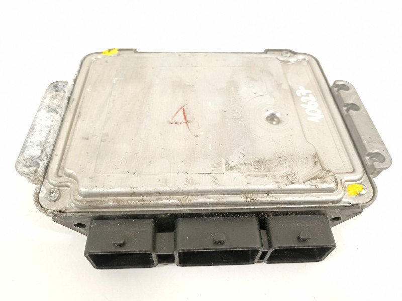 Recambio de centralita motor uce para mazda 3 berlina (bk) 1.6 crdt active referencia OEM IAM 5M6112A650BA 0281012530 