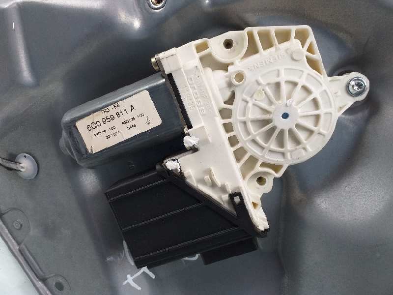 Recambio de elevalunas trasero izquierdo para seat ibiza (6l1) signo referencia OEM IAM 6L4839751Q 6Q0959811A  Recambio de elevalunas trasero izquierdo para seat ibiza (6l1) signo referencia OEM IAM 6L4839751Q 6Q0959811A