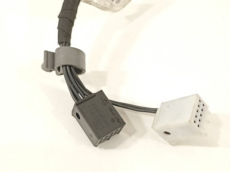 Recambio de retrovisor izquierdo para mercedes-benz clase c (w204) berlina c 200 kompressor (204.041) referencia OEM IAM A204810
