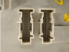 Recambio de caja reles / fusibles para mazda 3 berlina (bk) 1.6 crdt active referencia OEM IAM BP8F66730H 5190800A4  2