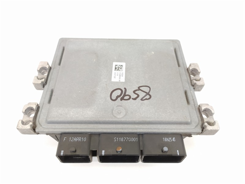 Recambio de centralita motor uce para ford fiesta (cb1) ambiente referencia OEM IAM 8V2112A650EC 5WS40584C-T 