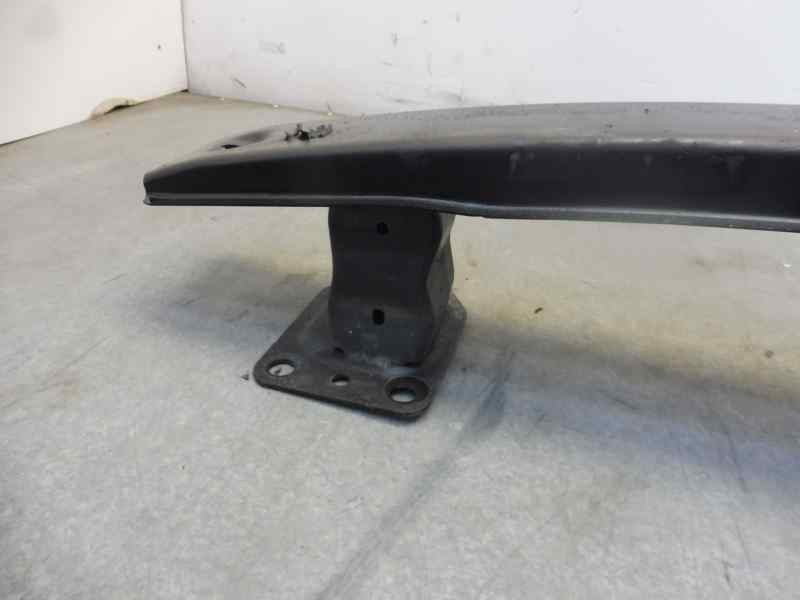 Recambio de refuerzo paragolpes delantero para renault kangoo furgón compact comfort referencia OEM IAM   