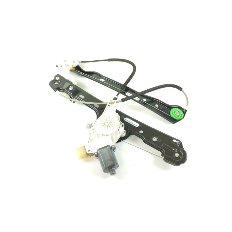 Recambio de elevalunas delantero derecho para bmw serie 1 berlina (e81/e87) 116d referencia OEM IAM 7067796 6927028 0130822227